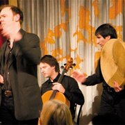 Teaterbaren/Vi avgör vem du är!